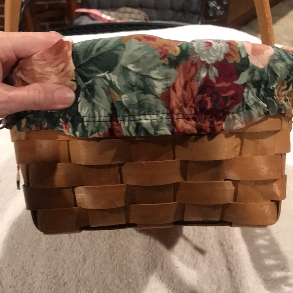 Baskets with Handles - Picture 4 of 16